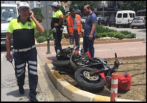 Manavgat ta motosiklet kazası: 1 yaralı